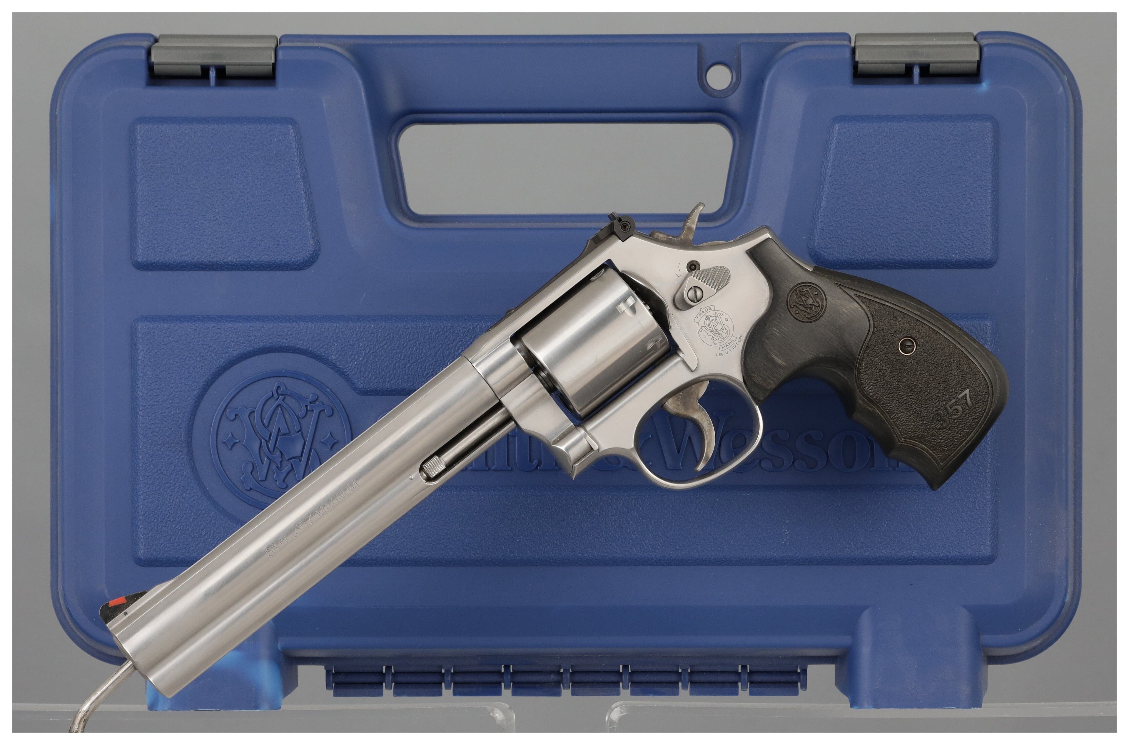 Smith & Wesson 686-6 Revolver