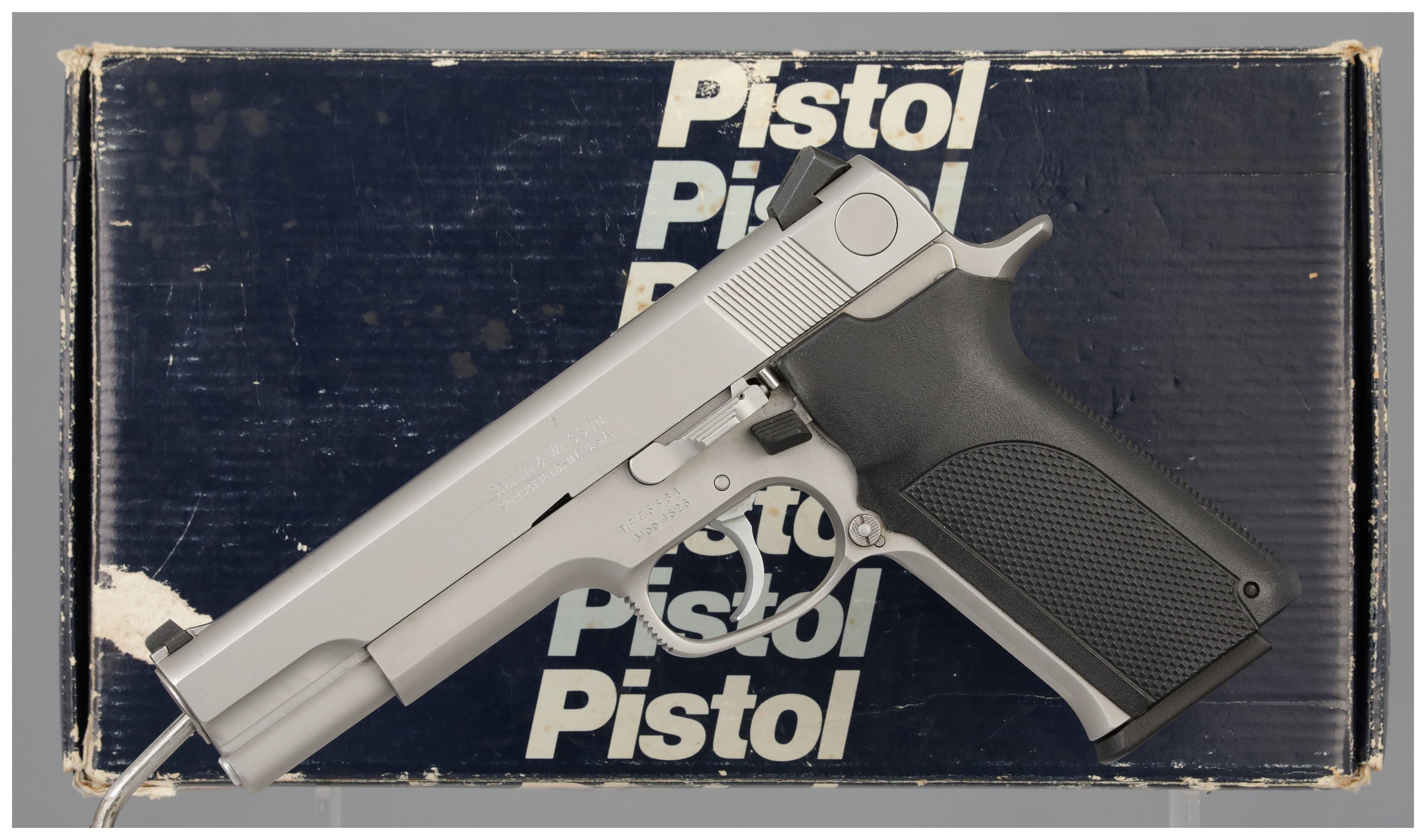 Smith & Wesson 4526 Pistol