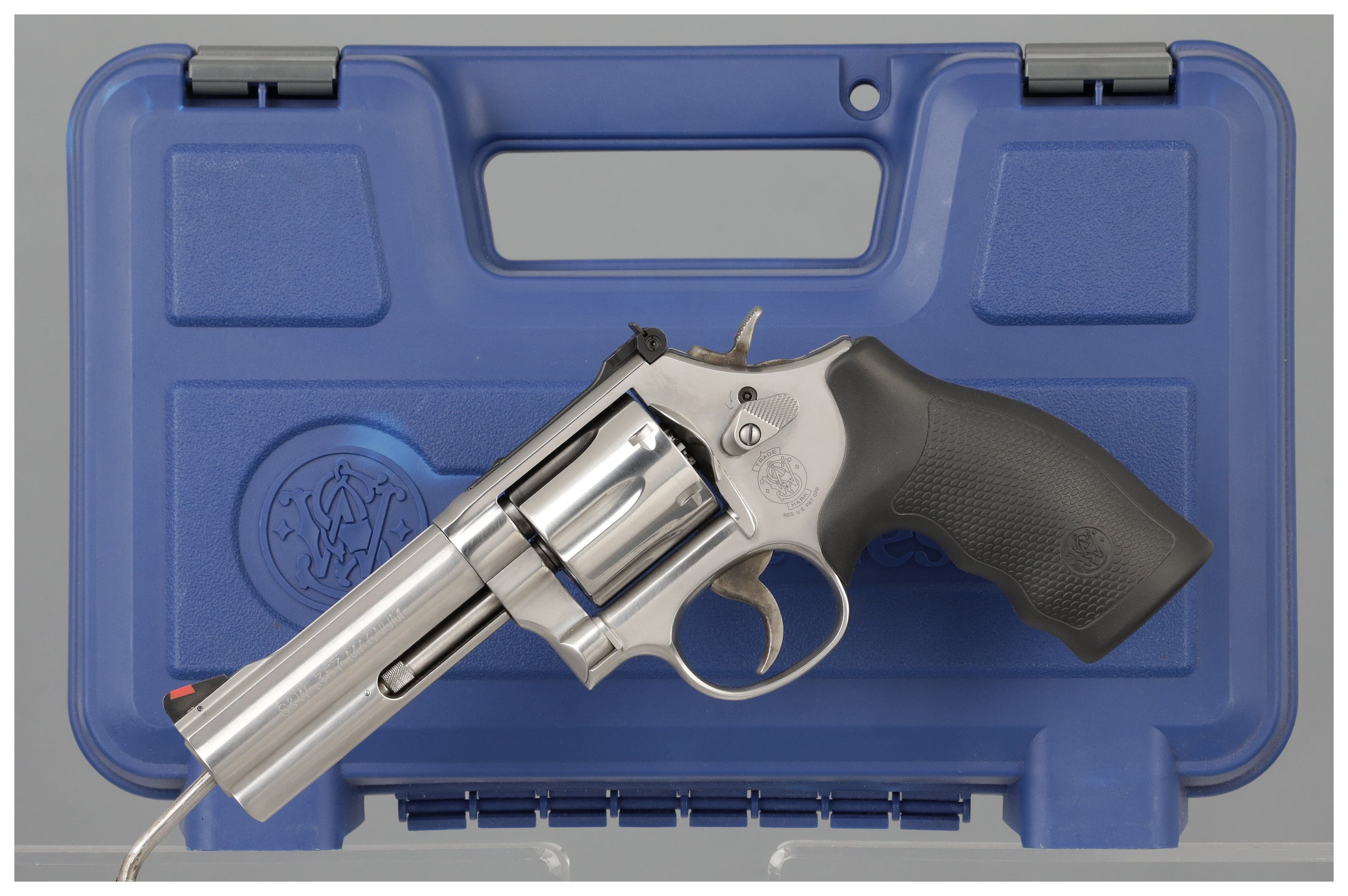 Smith & Wesson 686-6 Revolver