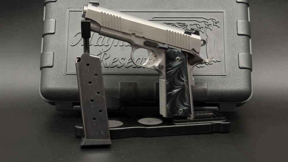 Magnum Research MR 1911 CSS 4.33" BBL MR1911CSS 45acp Bul LTD SS 45 LAYAWAY