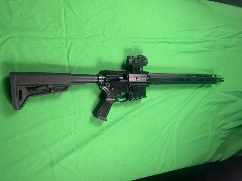 Like New Sig M400 Tread 5.56 Nato Ar15 Rifle