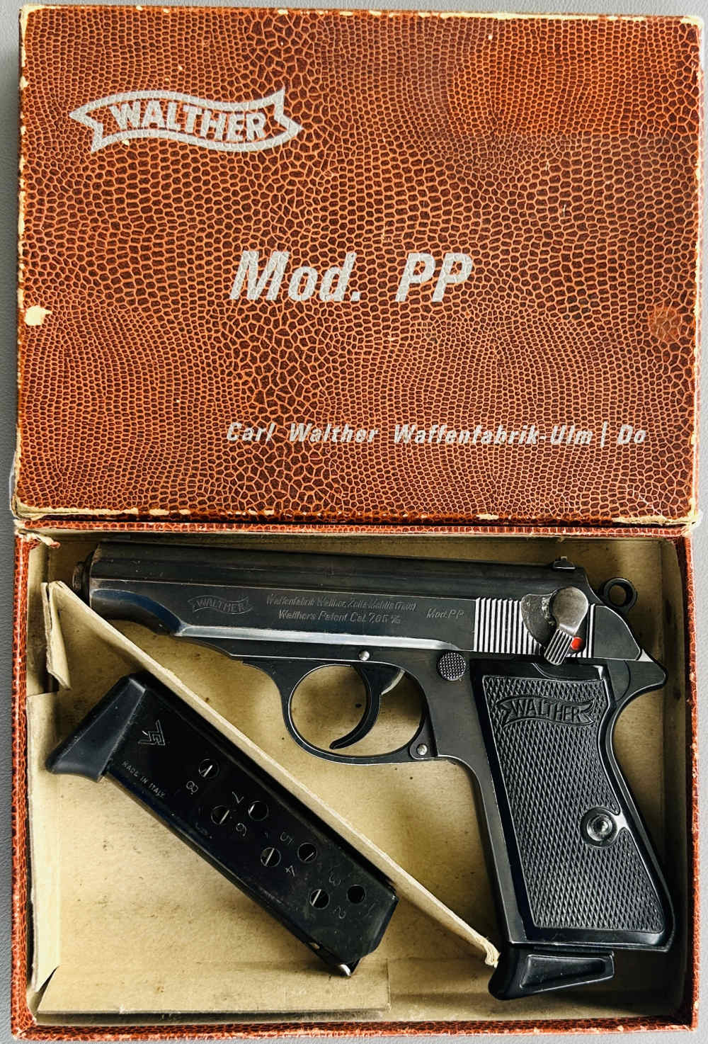 Walther Model PP (Mfg. 1930) - .32 ACP - Exc. Cond. w/ later box - C&R