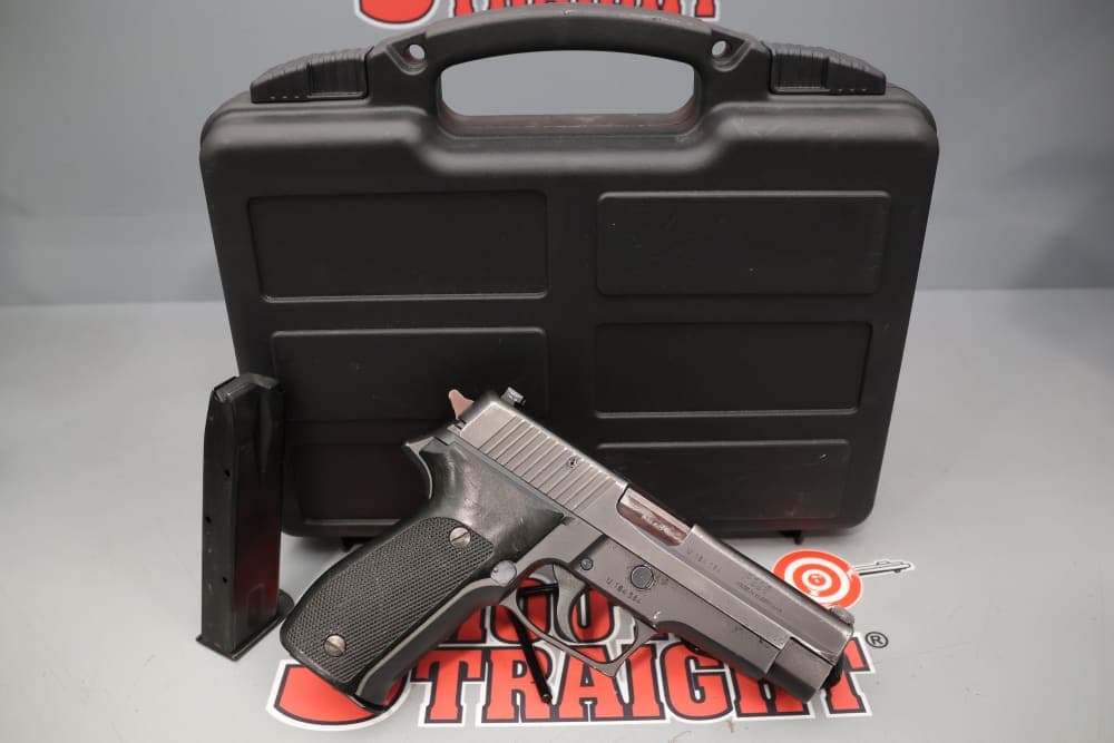 West German SIG Sauer P226 9mm 4.4" w/ Case - 15rds -