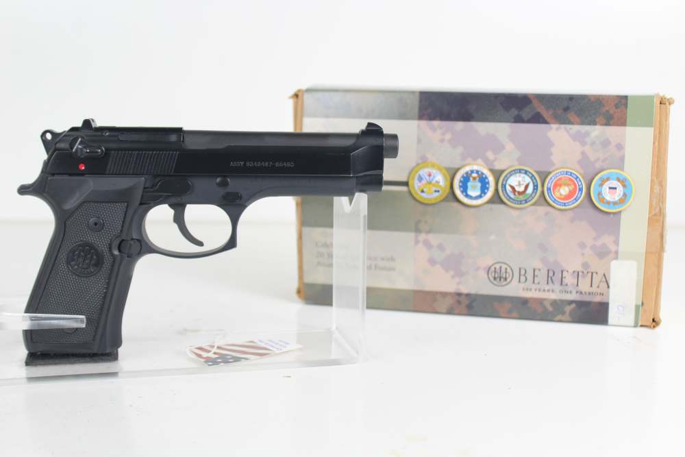 Excellent Beretta M9 Commercial 9mm Pistol 20-Year Armed Forces Comm.