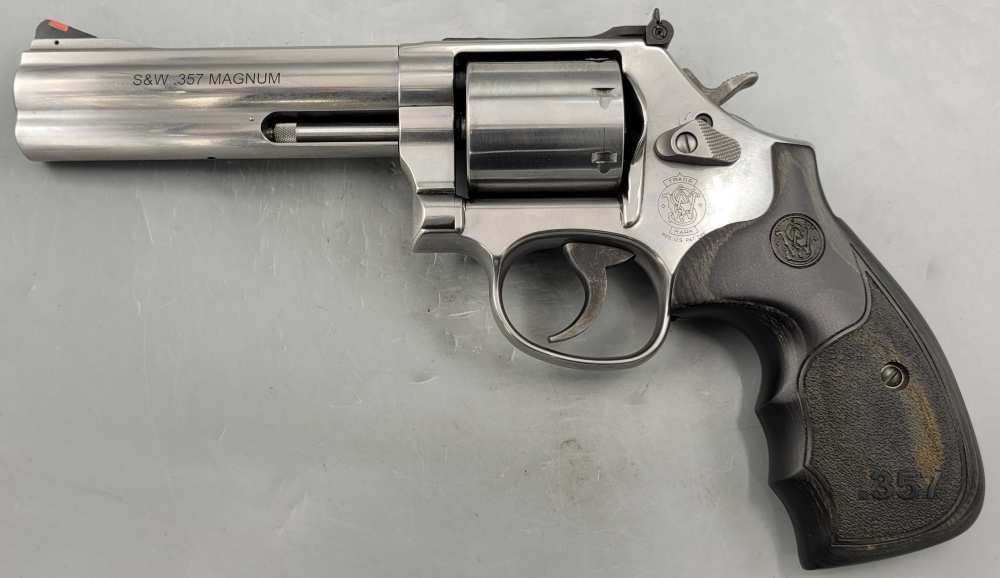 Smith & Wesson 686-6 Plus 5" 357 Magnum Stainless Steel DA/SA