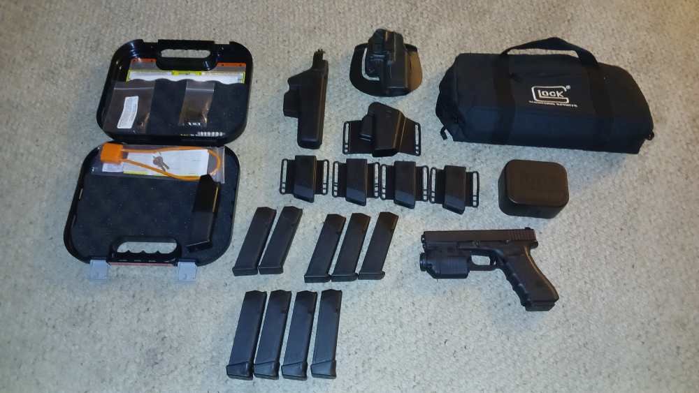 Glock 17 Gen 3 GNS 11 mags Minus connector and more