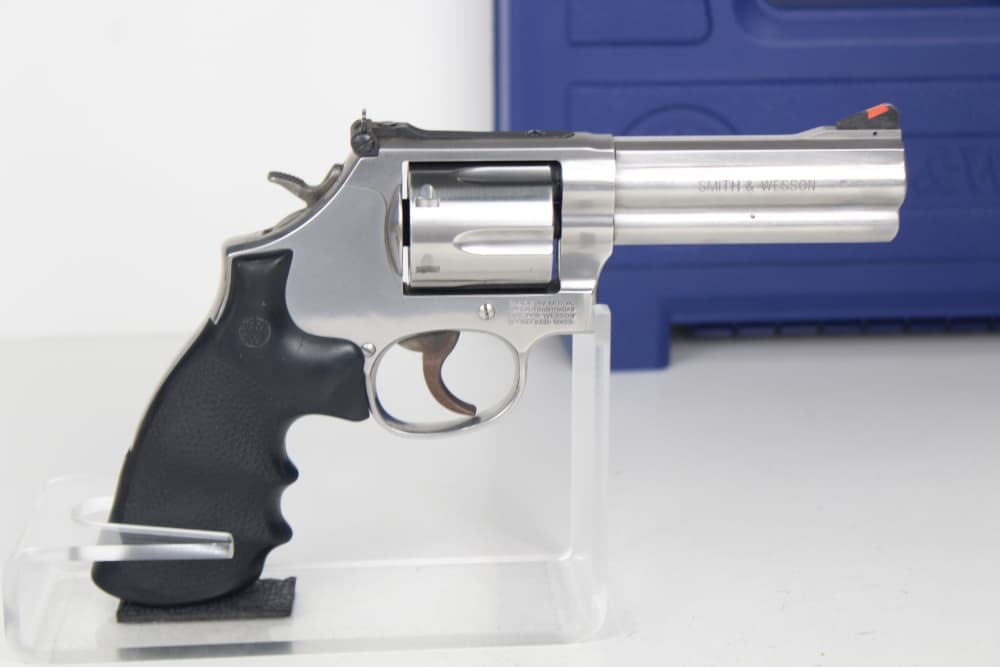 Smith & Wesson 686-6 .357 Magnum – Stainless – Excellent Used – Box