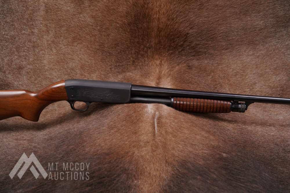 Ithaca Model 37 Featherlight 20 Ga 28" Mod Slam-Fire Pump Shotgun 1963 C&R
