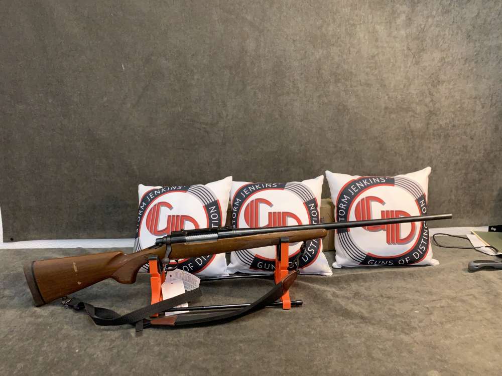 REMINGTON 700 BOLT ACTION RIFLE IN 7MM WEATHERBY MAGNUM.