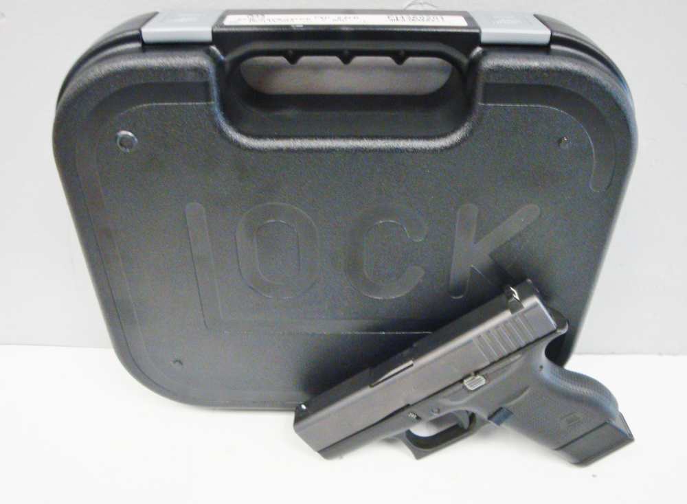 Glock 43 9MM Subcompact Pistol w/ Case NICE!