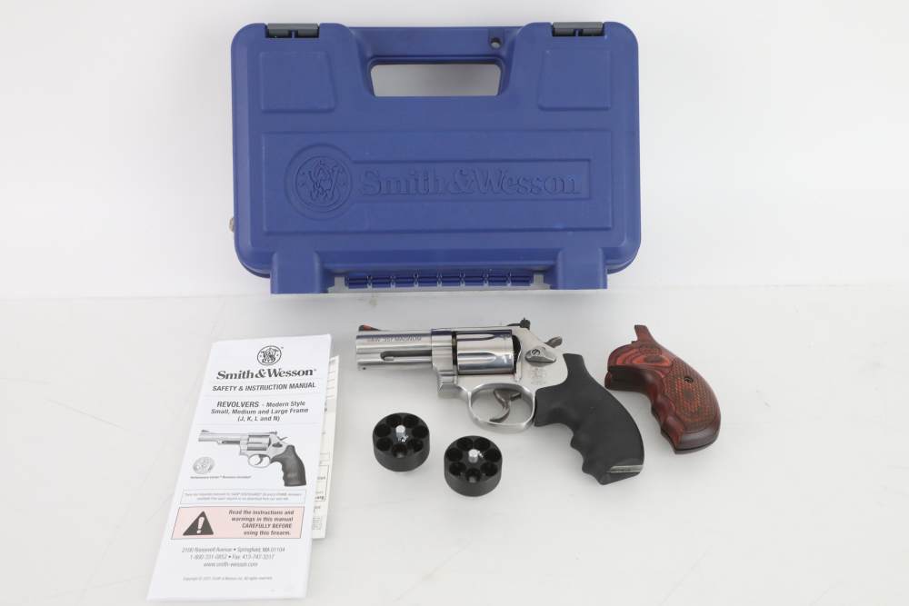 S&W Smith & Wesson 686-6 357 Mag Exc Cond in Box w/ Spare Gips