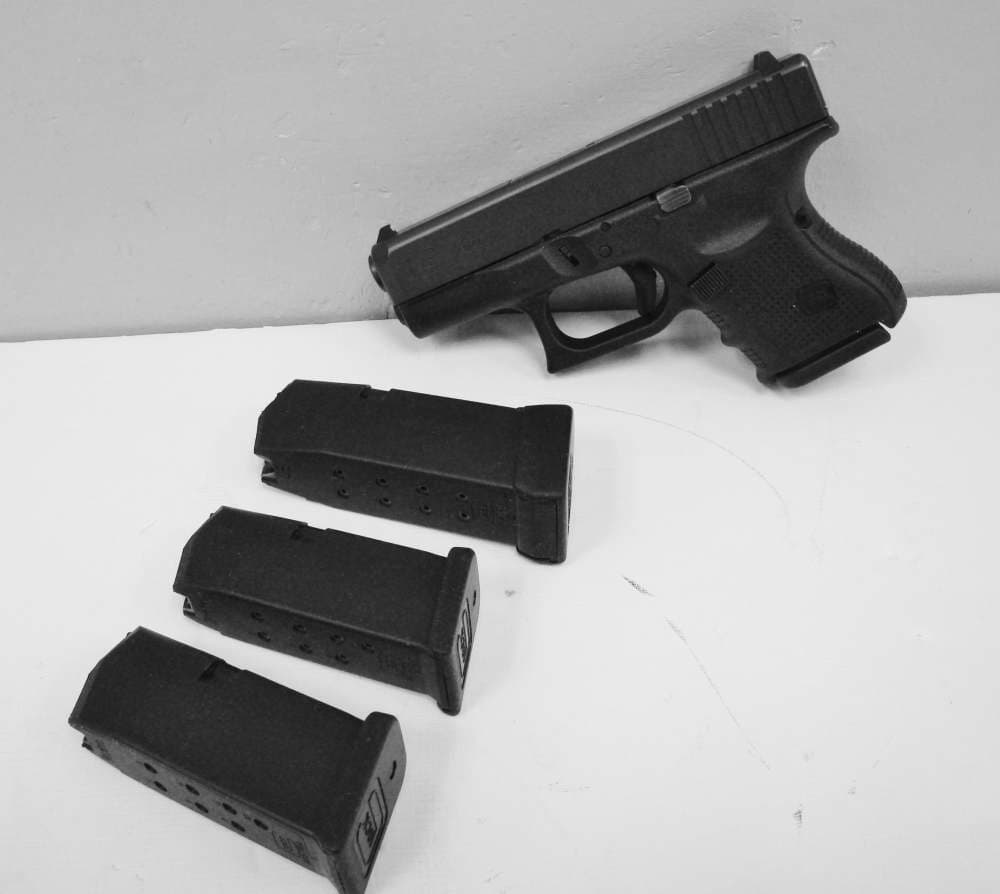 Glock 26 Gen 4 9mm 3.43" Bbl 4 10-Rd Mags Glock Sights - Like New