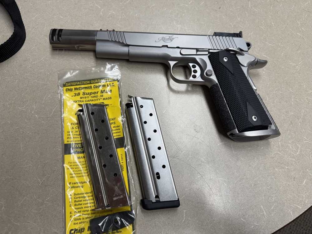 Kimber 1911 38 super Race Gun w/ 2 Mags NO RESERVE