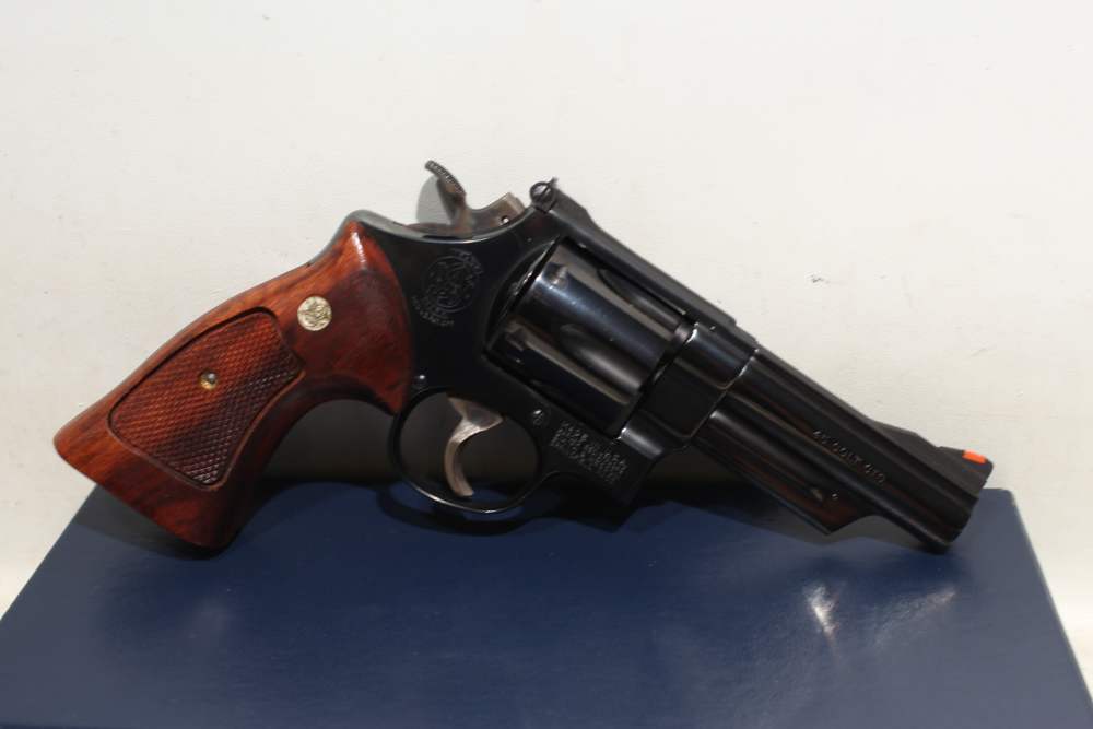 Smith & Wesson 25-5 45 Colt MINT IN BOX
