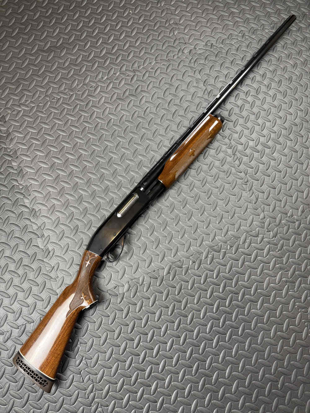 Remington 870 Wingmaster Compact/Youth 20ga shotgun Penny NR