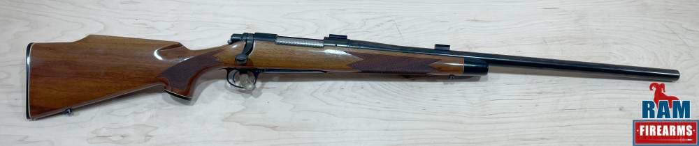 *EXCELLENT* REMINGTON MODEL 700 BDL VARMINT SPECIAL, 25-06 REM, 24" HVY BBL