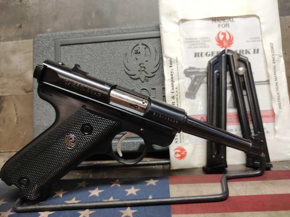 LOOK! NEAR MINT! RUGER MARK II Mfg1994 w/Case&2Mags .22LR 4.75"Brl PENNY NR