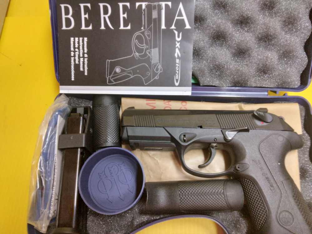 Beretta PX4 Storm & Accessories Semi Auto 9mm Pistol