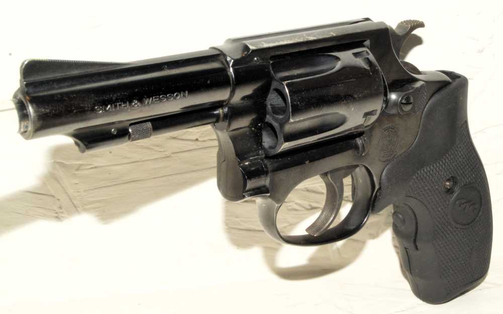 SMITH & WESSON Model 36 .38 SPL 3" CRIMSON TRACE GRIPS $.01/No RESERVE