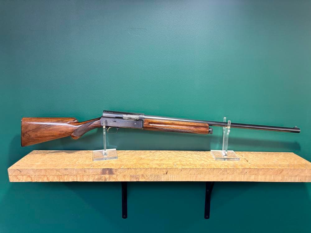 Browning Auto Five A5 Light Twelve 12 ga mfg in Belgium 28" Gold Trigger