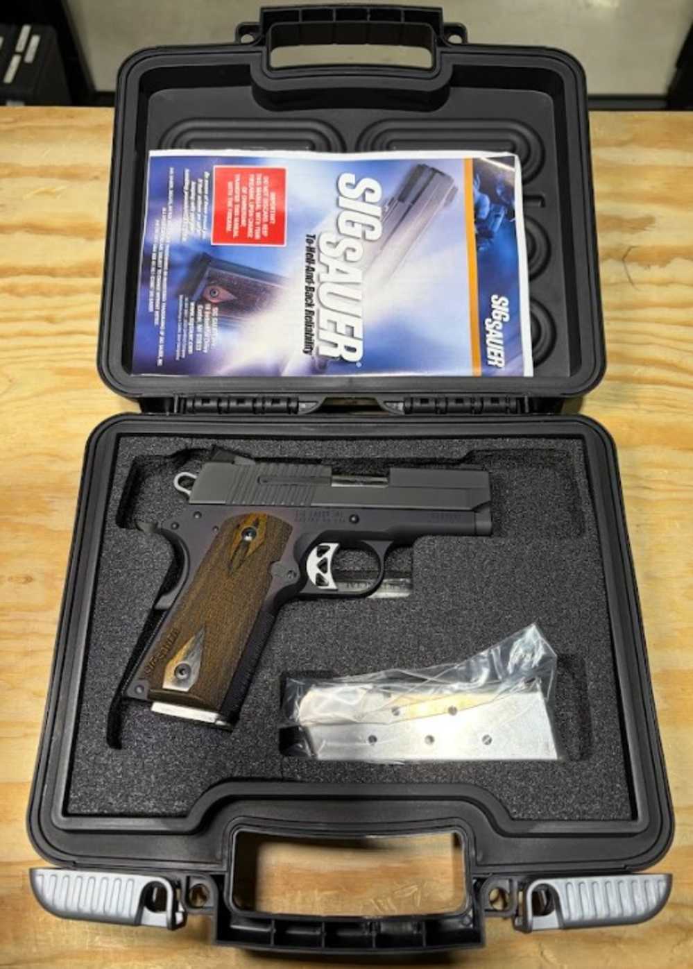Sig Sauer 1911 ultra compact in .45ACP W/box 2 magazines!