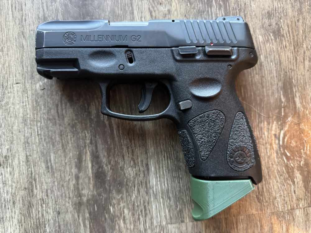 Taurus millennium G2 PT111 9mm