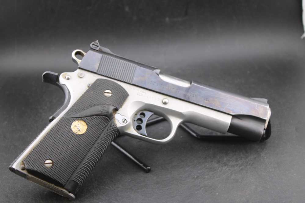 Colt Combat Commander .45ACP Item P-463