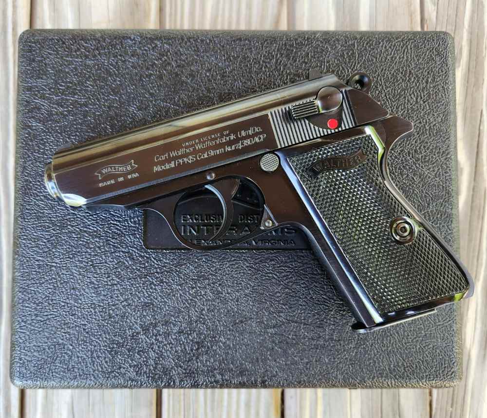 Pristine Collector Grade Walther PPK/S 380 Blue In Box